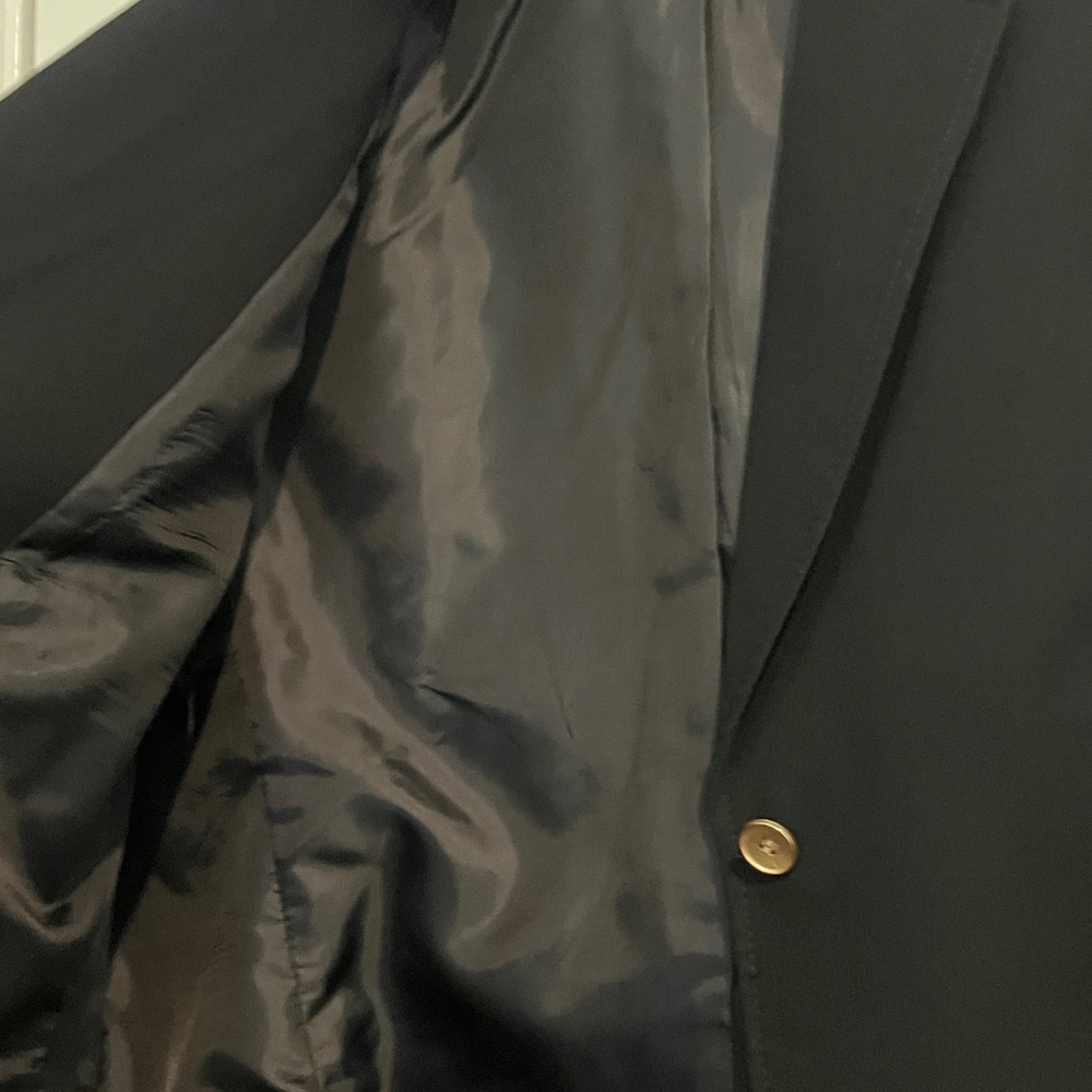 Tahari Black and Gold Blazer with Notched Lapel - Picture 8 of 10